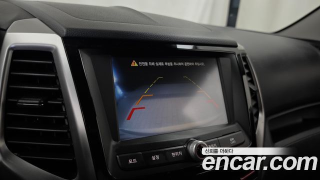 KG Mobility (SsangYong) Tivoli LX 2WD DLX 2016 — фото 15