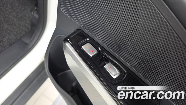 KG Mobility (SsangYong) Tivoli LX 2WD DLX 2016 — фото 19