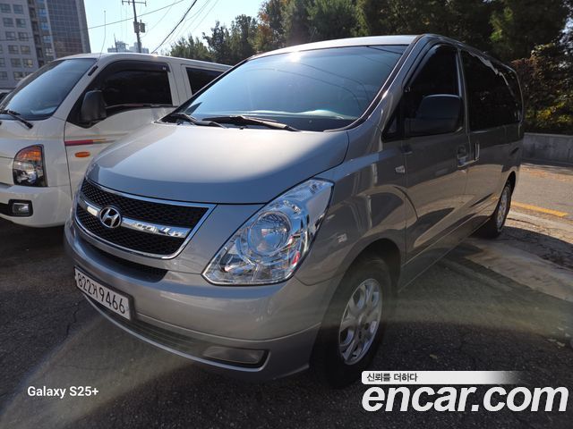 Hyundai Grand Starex 3-Seater VAN CVX Luxury 2014 — фото 2