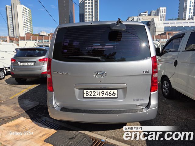 Hyundai Grand Starex 3-Seater VAN CVX Luxury 2014 — фото 4