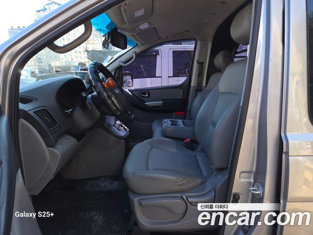 Hyundai Grand Starex 3-Seater VAN CVX Luxury 2014 — фото 7