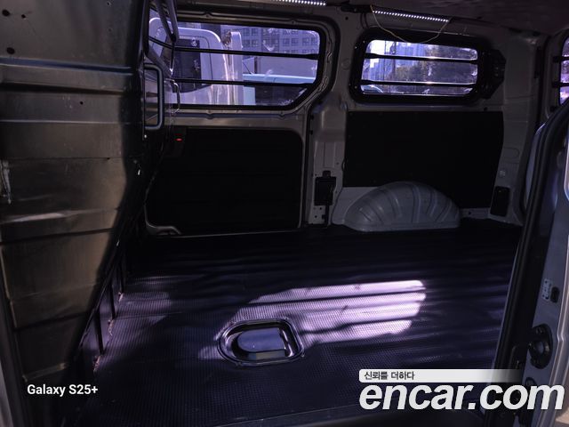 Hyundai Grand Starex 3-Seater VAN CVX Luxury 2014 — фото 8