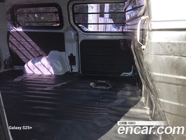 Hyundai Grand Starex 3-Seater VAN CVX Luxury 2014 — фото 10