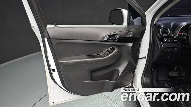 Chevrolet Orlando 2.0 Diesel LT Safety Pack 2015 — фото 24