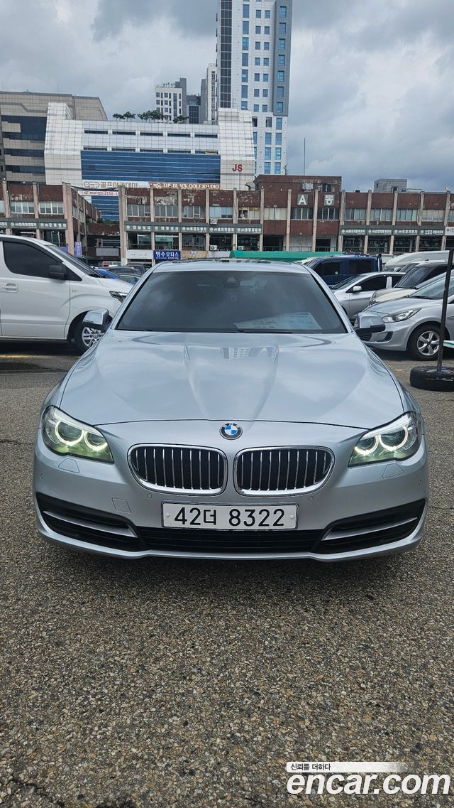 BMW 5 Series (F10) 528i 2014 — фото 3