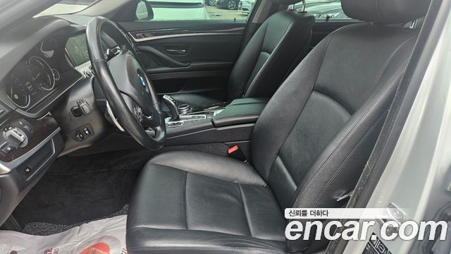 BMW 5 Series (F10) 528i 2014 — фото 6