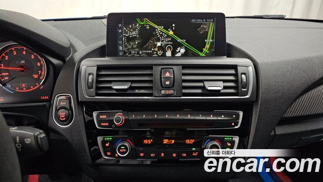 BMW M2 (F87) M2 Coupe M Performance Steering Wheel Edition 2017 — фото 13