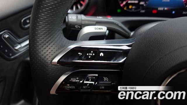 Mercedes-Benz A-Class (W177) AMG A35 4MATIC Sedan 2024 — фото 16