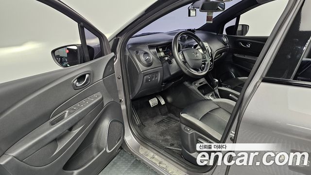 Renault Korea QM3 RE Panoramic Edition 2018 — фото 10