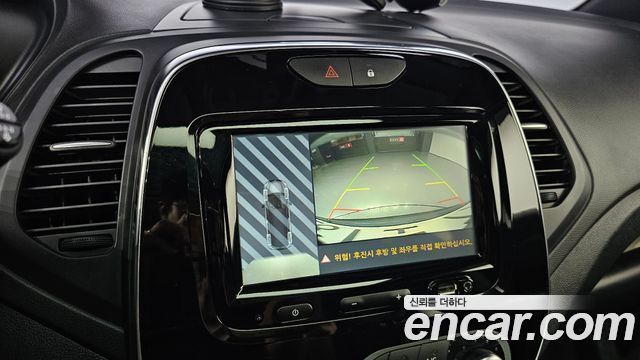 Renault Korea QM3 RE Panoramic Edition 2018 — фото 16