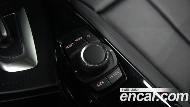 BMW 1 Series (F20) 118d Sport 5Door 2016 — фото 18