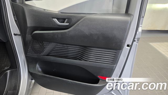 Hyundai Staria Tourer 11-Seater Modern 2023 — фото 25