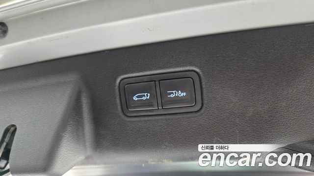 Hyundai Staria Tourer 11-Seater Modern 2023 — фото 32