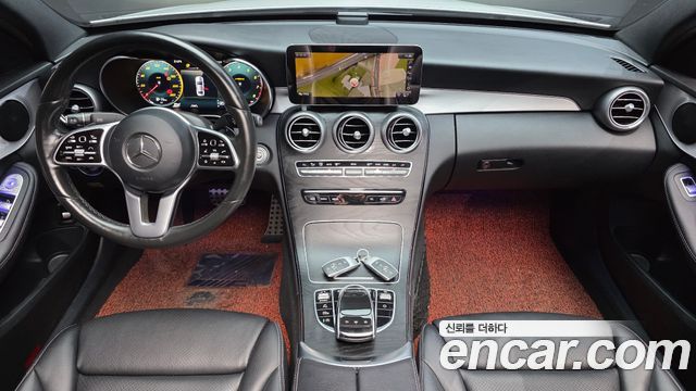Mercedes-Benz C-Class (W205) C200 AMG Line 2021 — фото 7