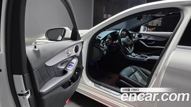 Mercedes-Benz C-Class (W205) C200 AMG Line 2021 — фото 10