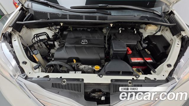 Toyota Sienna 3.5 AWD 2015 — фото 6