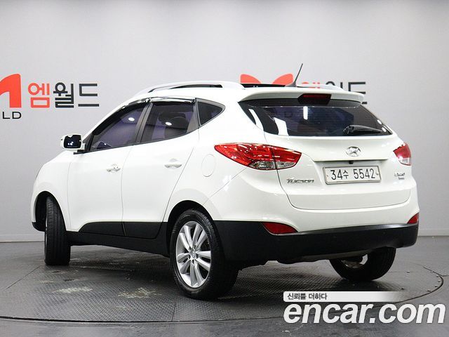 Hyundai Tucson ix Diesel 2WD LX20 Luxury 2013 — фото 4
