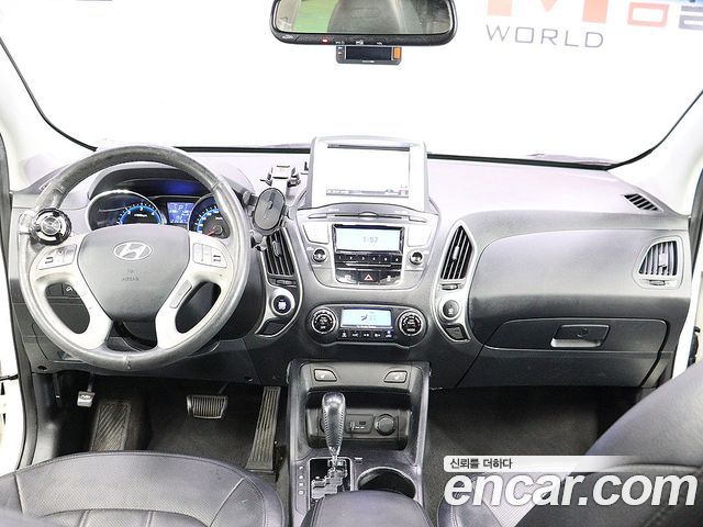 Hyundai Tucson ix Diesel 2WD LX20 Luxury 2013 — фото 18