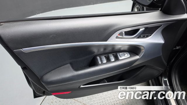 Genesis G70 2.0T AWD Supreme 2018 — фото 24
