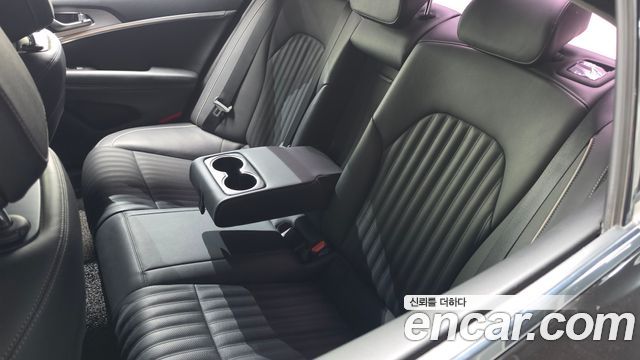 Genesis G70 2.0T AWD Supreme 2018 — фото 29