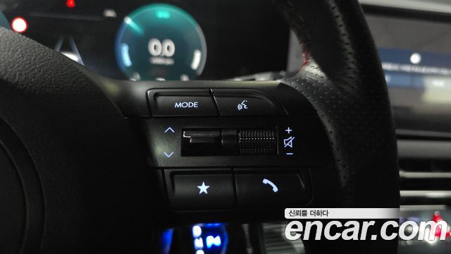 Hyundai Tucson Hybrid (NX4) HEV 1.6 2WD N Line Inspiration 2024 — фото 32