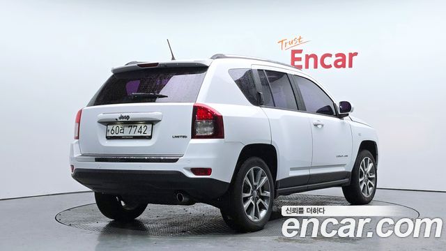 Jeep Compass 2.4 Limited 1st 2014 — фото 2