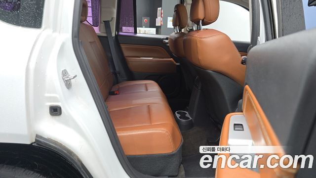 Jeep Compass 2.4 Limited 1st 2014 — фото 11