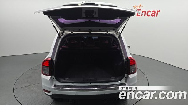 Jeep Compass 2.4 Limited 1st 2014 — фото 20