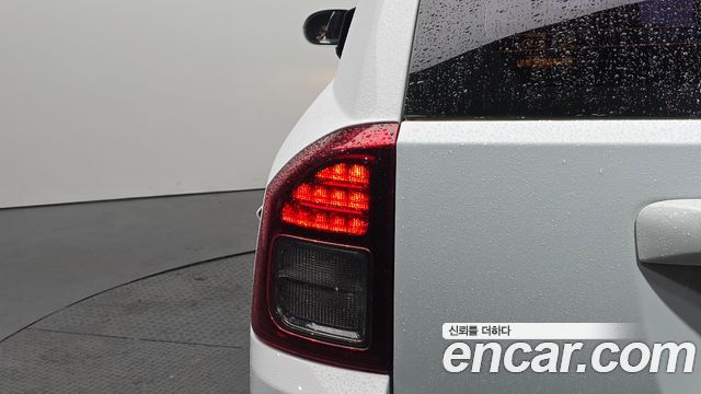 Jeep Compass 2.4 Limited 1st 2014 — фото 23