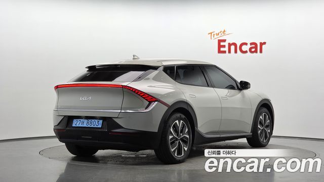 Kia EV6 Long Range Air 2023 — фото 2