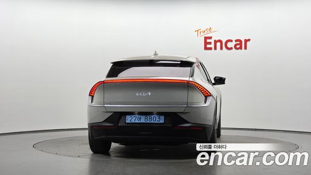 Kia EV6 Long Range Air 2023 — фото 4