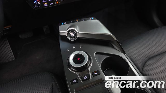 Kia EV6 Long Range Air 2023 — фото 9