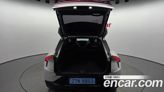 Kia EV6 Long Range Air 2023 — фото 20