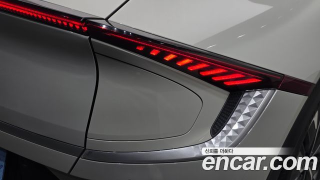Kia EV6 Long Range Air 2023 — фото 23
