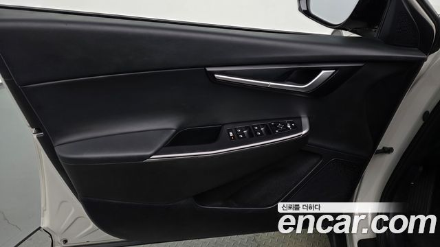 Kia EV6 Long Range Air 2023 — фото 24