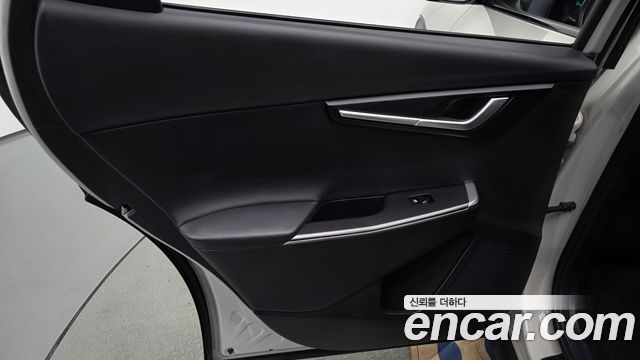 Kia EV6 Long Range Air 2023 — фото 25
