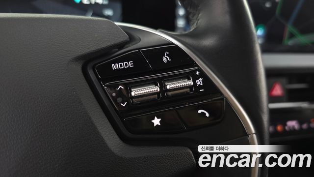 Kia EV6 Long Range Air 2023 — фото 30