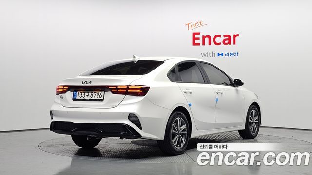 Kia K3 (II) 1.6 Prestige 2023 — фото 2