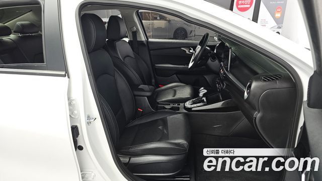 Kia K3 (II) 1.6 Prestige 2023 — фото 10