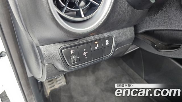 Kia K3 (II) 1.6 Prestige 2023 — фото 20