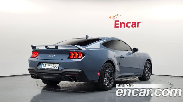 Ford Mustang (VII) 5.0 GT Premium Coupe 2025 — фото 2