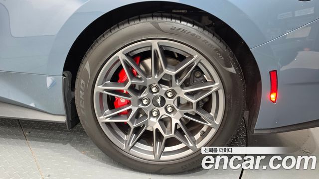 Ford Mustang (VII) 5.0 GT Premium Coupe 2025 — фото 27