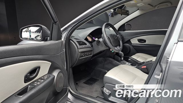 Renault Korea SM3 Neo SE 2017 — фото 10
