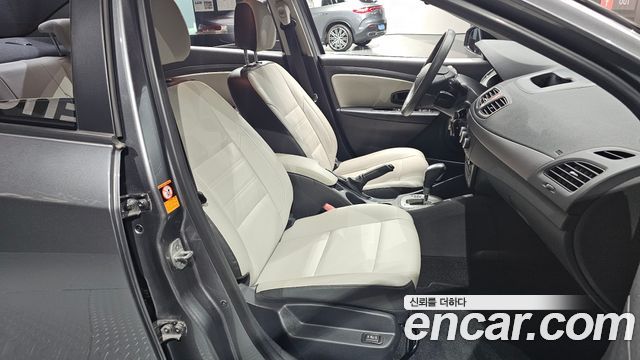 Renault Korea SM3 Neo SE 2017 — фото 26