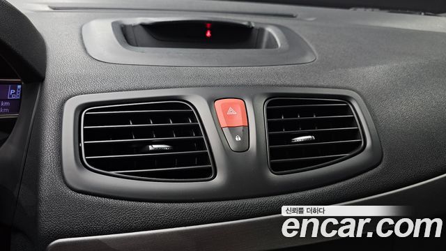 Renault Korea SM3 Neo SE 2017 — фото 27