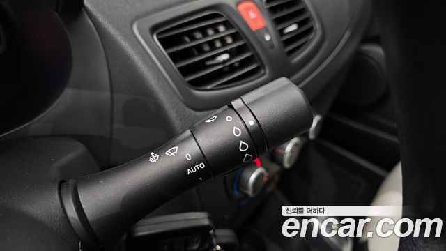 Renault Korea SM3 Neo SE 2017 — фото 31
