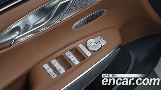 Genesis GV70 2.5T Gasoline 2WD 2022 — фото 30