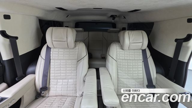 Cadillac Escalade (V) 6.2 ESV ESV Sports Platinum 2023 — фото 17