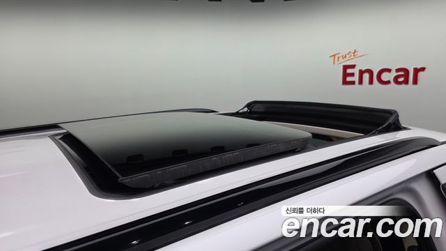 Cadillac Escalade (V) 6.2 ESV ESV Sports Platinum 2023 — фото 19
