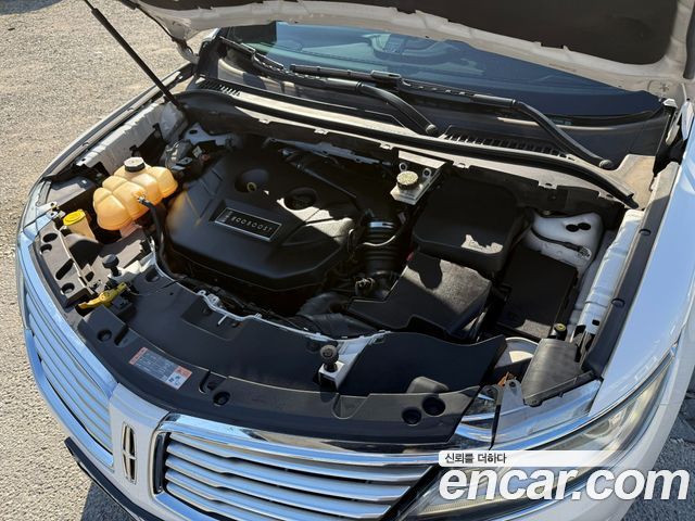Lincoln MKC 2.0 AWD 2015 — фото 5
